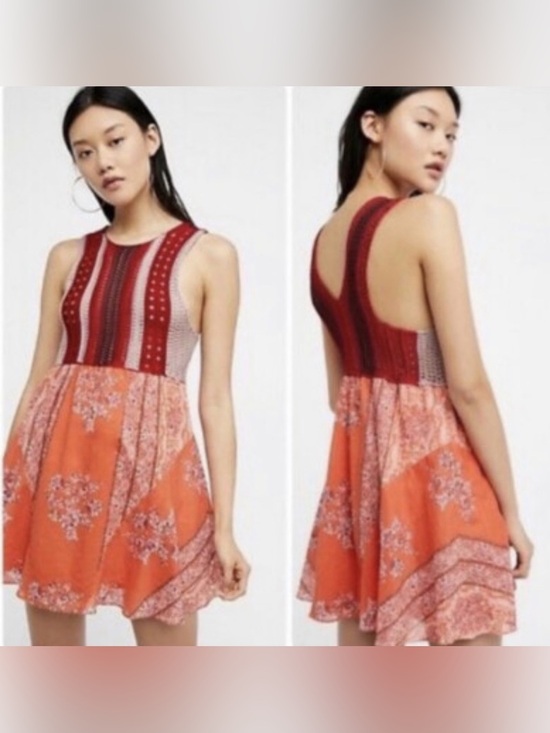 Free People Dresses & Skirts - Free People Katie's Crochet-Bodice Printed Mini Dress size XS